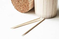 Makerstep Ornate Wooden Toothpicks - 1000 Pieces Cocktail + Sturdy Safe Large Round Storage Box + 2 Packs of 500 Party Appetizer Olive Barbecue Fruit Teeth Cleaning Art Crafts