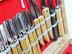 WIN-WARE Culinary Carving Tool Set 80 Piece. Great Range of Carving Tools, Knives and Decorators Presented in a Wooden Case. Fruit/vegetable Garnishing/cutting/slicing Set. Includes Decorators, Peelers, Cutters, Sculptors and More