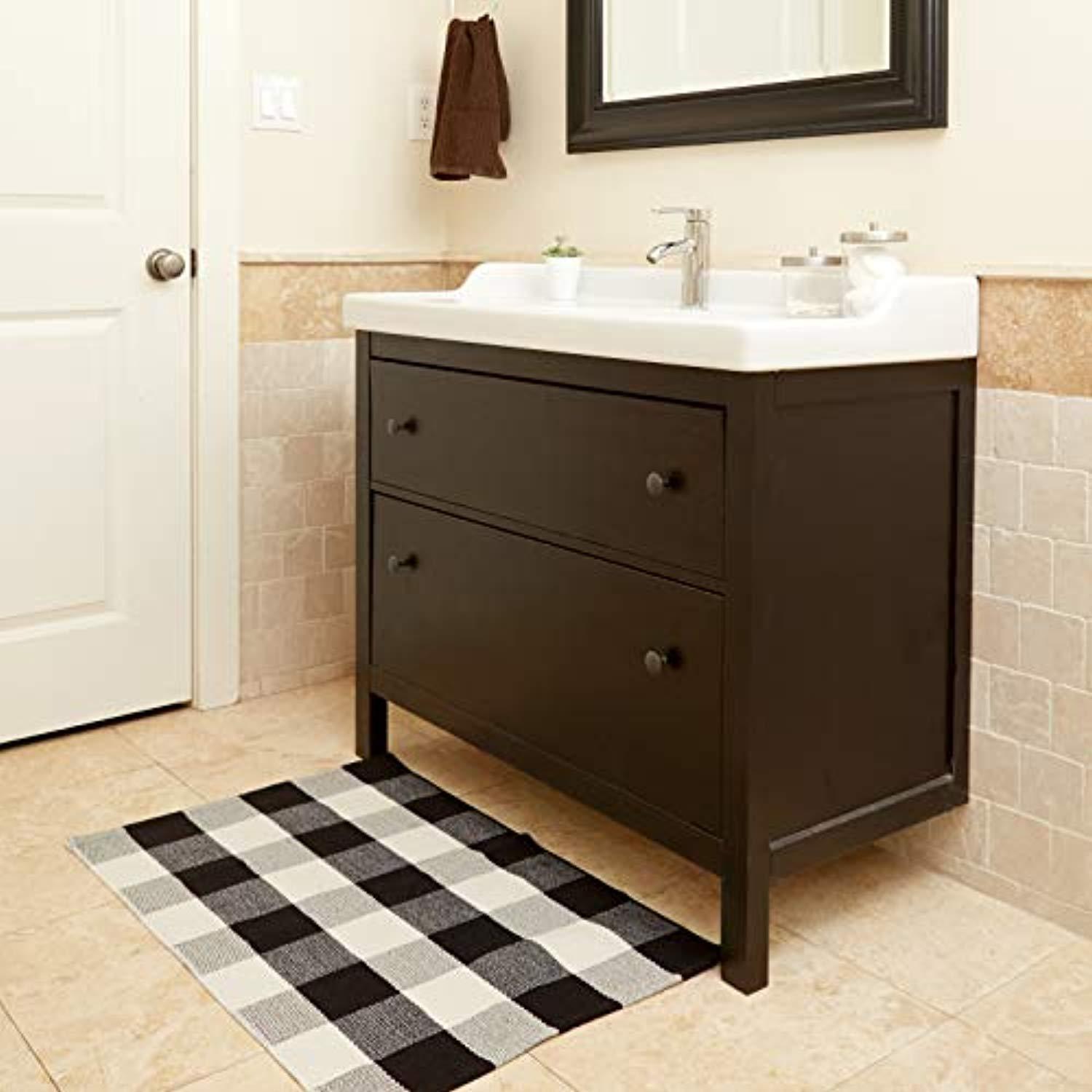 Buffalo Checkered Rug - Plaid Welcome Doormat - Outdoor/Indoor/Door/Floor/Kitchen/Rugs/Front Porch/Bathroom/Laundry Room/Bedroom - White/Black Outside Mat - House Flannel Doormats - 24inch x 36inch