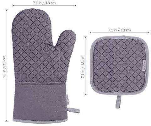 KES Kitchen Oven Mitts Set, Oven Mitts and Pot Holders, Heat Resistant with Quilted Cotton Lining, Non-Slip Surface 4 Pieces for Cooking, Baking, Grilling, Barbecue (Gray)