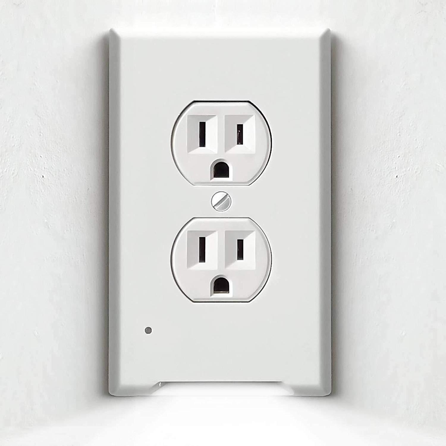 4Pack LED Night Light Outlet Cover Plate-No Wires Or Batteries,Light Sensor Auto-On LED Guidelight,Install In a Snap,Outlet Wall Plate With 0.3W High Brightness Night Light (White,Duplex)